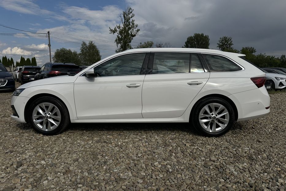 Продам Skoda Octavia А8 2.0 TDI 150к.с АТ FULL LED 2021 года в Львове