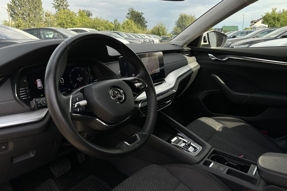 Продам Skoda Octavia А8 2.0 TDI 150к.с АТ FULL LED 2021 года в Львове