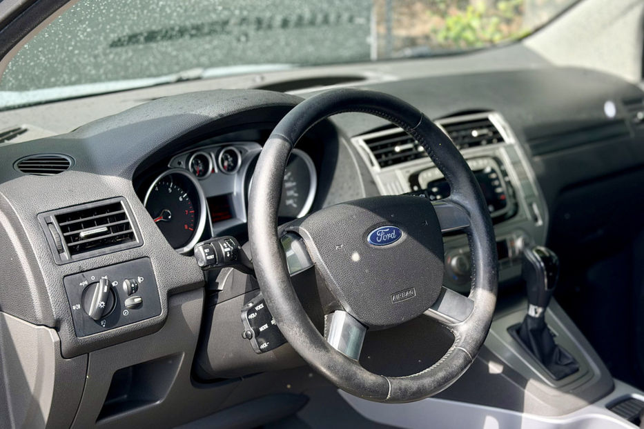 Продам Ford Kuga 2.5T AT (200 к.с.) 4WD  2010 года в Киеве