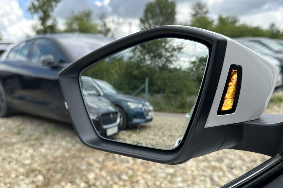 Продам Skoda Octavia А8 2.0 TDI 150к.с АТ FULL LED 2021 года в Львове