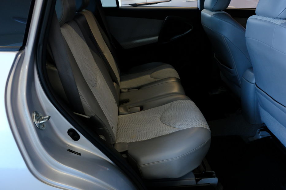 Продам Toyota Rav 4 2014 года в Одессе