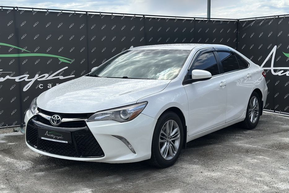 Продам Toyota Camry 2017 года в Киеве
