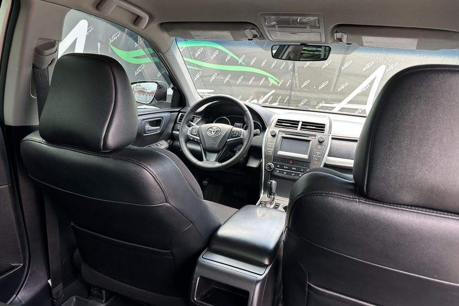 Продам Toyota Camry 2017 года в Киеве