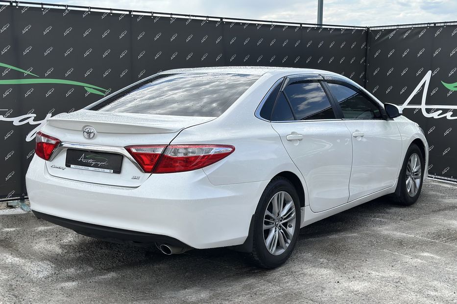 Продам Toyota Camry 2017 года в Киеве