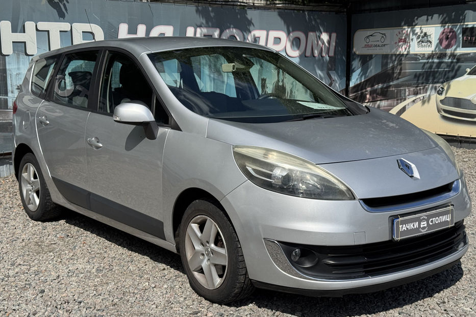 Продам Renault Scenic 2012 года в Киеве