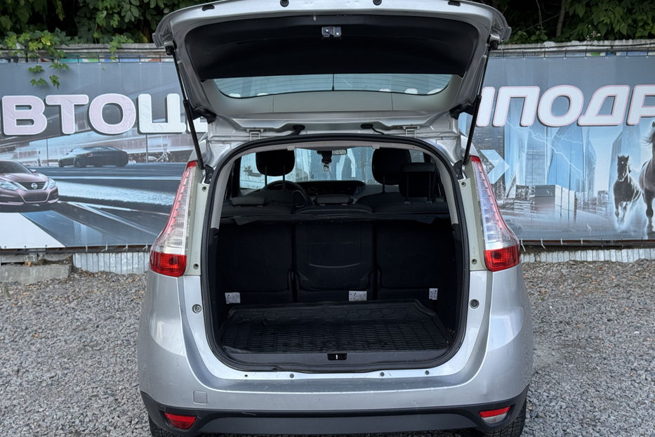Продам Renault Scenic 2012 года в Киеве