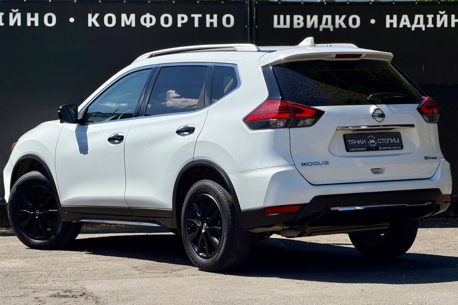 Продам Nissan Rogue 2.5 CVT (170 к.с.) 4WD  •  SV 2017 года в Киеве