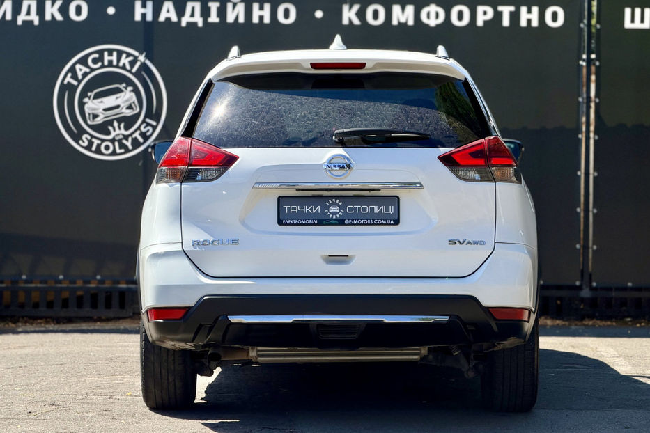 Продам Nissan Rogue 2.5 CVT (170 к.с.) 4WD  •  SV 2017 года в Киеве