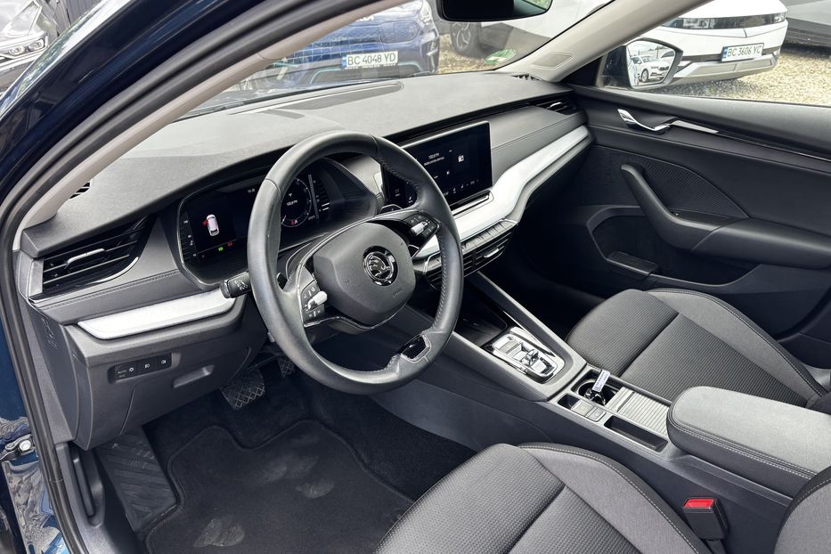 Продам Skoda Octavia авто у Львові  2022 года в Львове