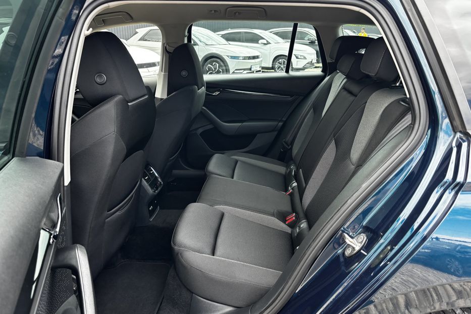 Продам Skoda Octavia авто у Львові  2022 года в Львове