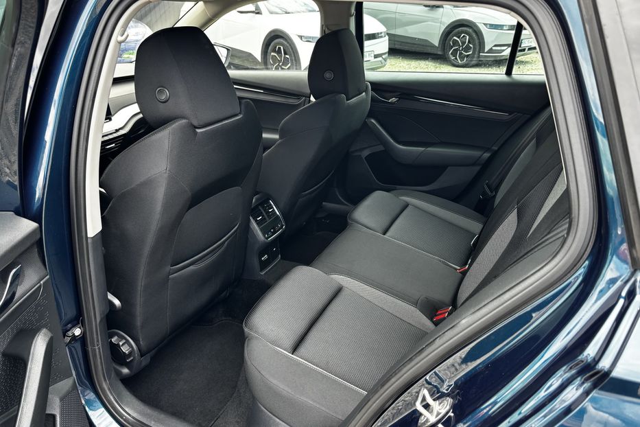Продам Skoda Octavia авто у Львові  2022 года в Львове