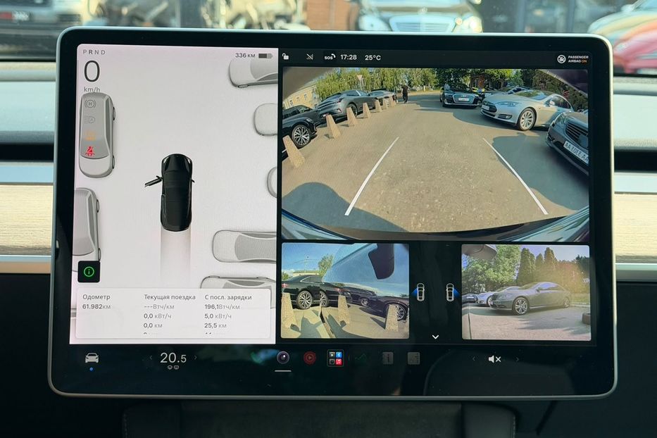 Продам Tesla Model 3 2021 года в Киеве