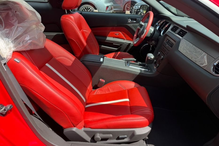 Продам Ford Mustang 2009 года в Киеве
