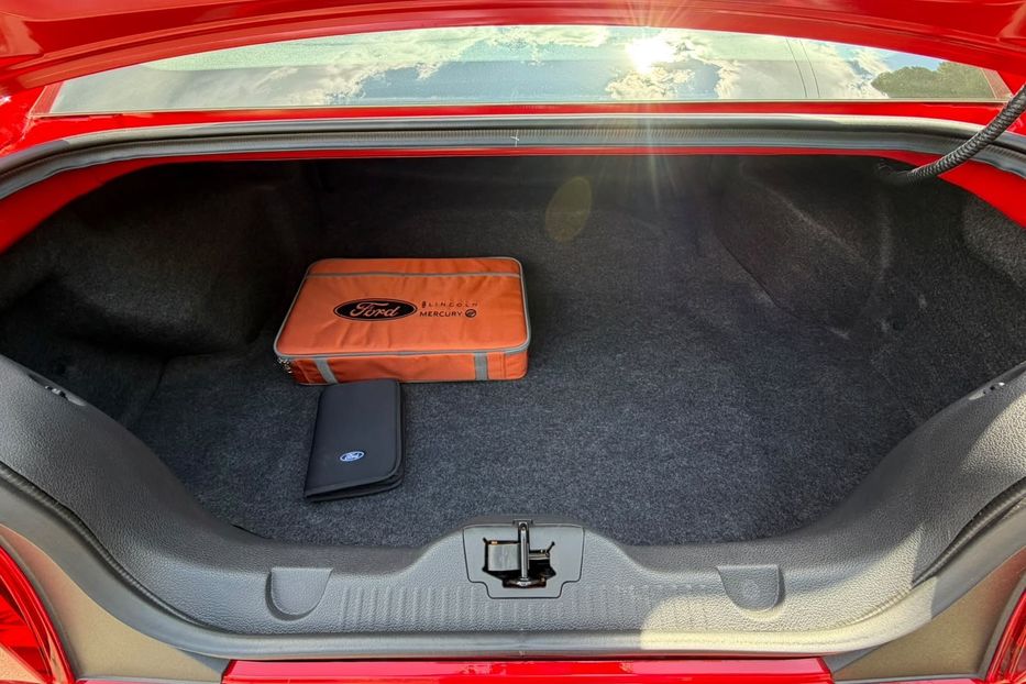 Продам Ford Mustang 2009 года в Киеве