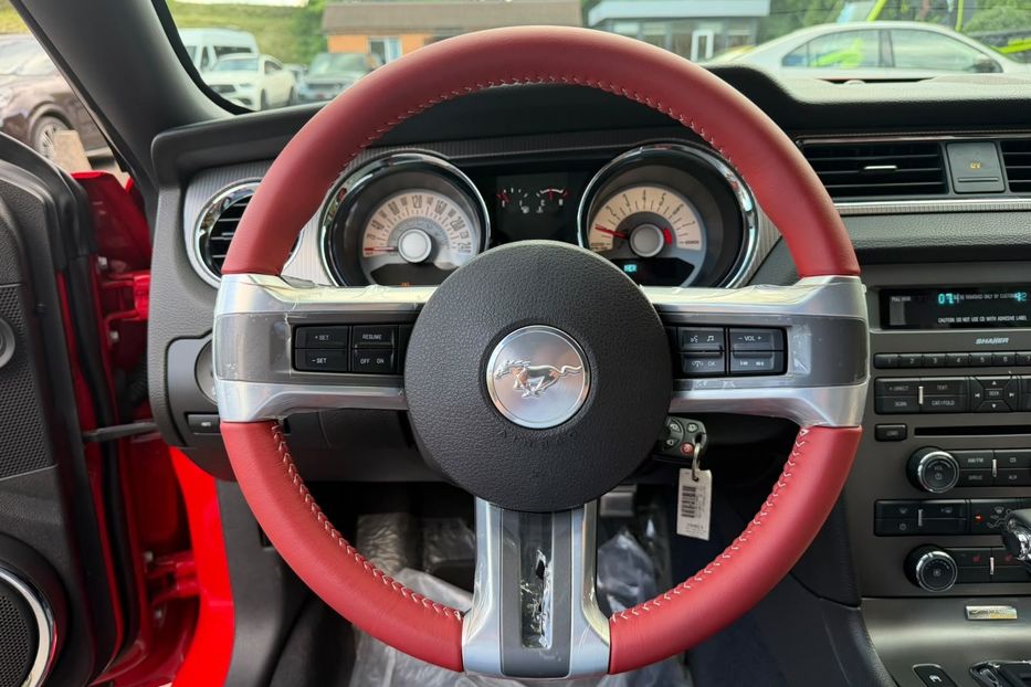 Продам Ford Mustang 2009 года в Киеве