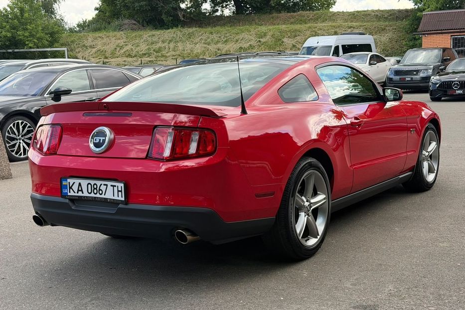Продам Ford Mustang 2009 года в Киеве