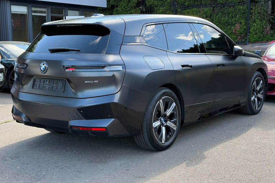Продам BMW iX 2022 года в Киеве