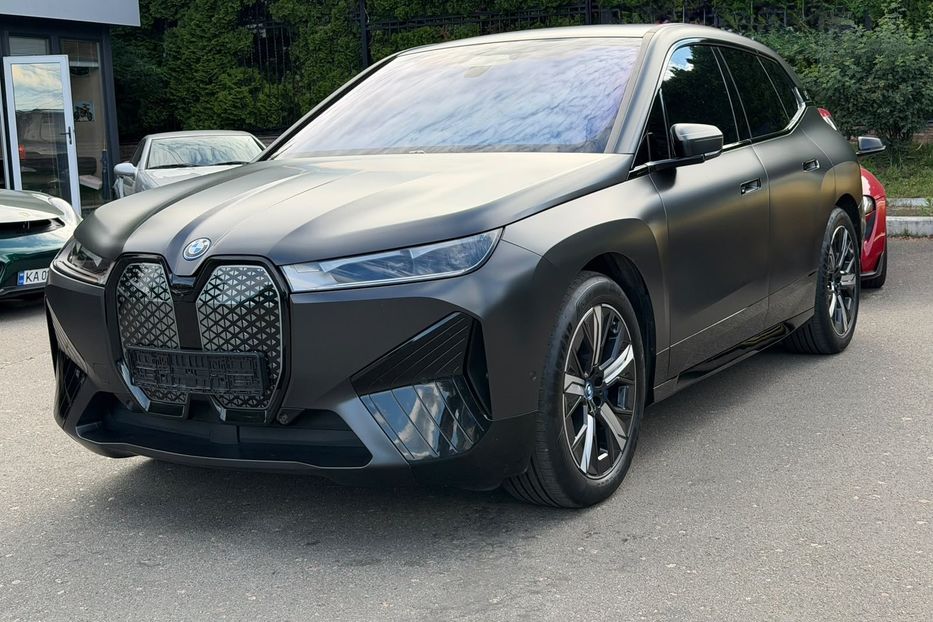 Продам BMW iX 2022 года в Киеве