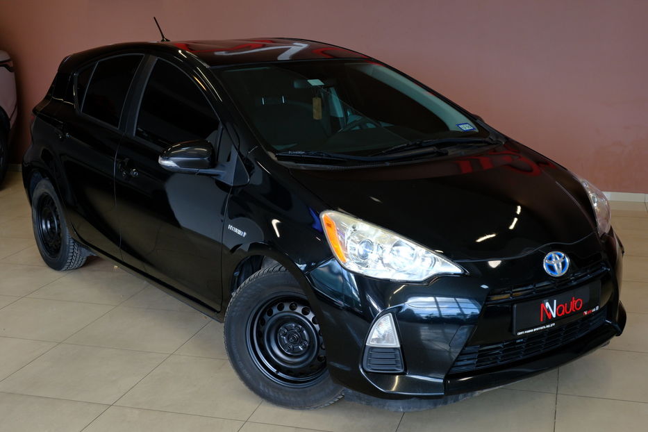 Продам Toyota Prius 2013 года в Одессе