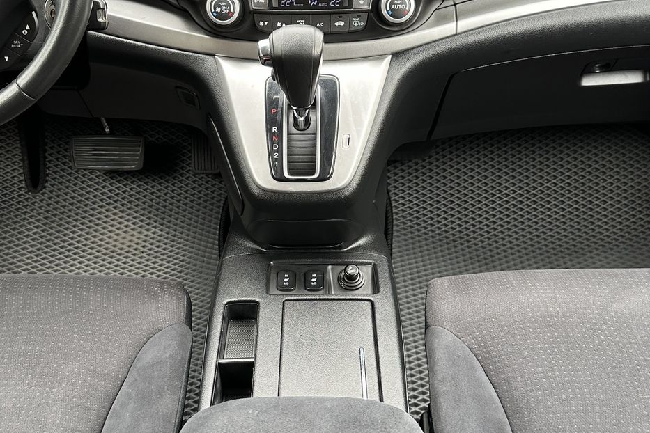 Продам Honda CR-V Офіційна 2013 года в Николаеве