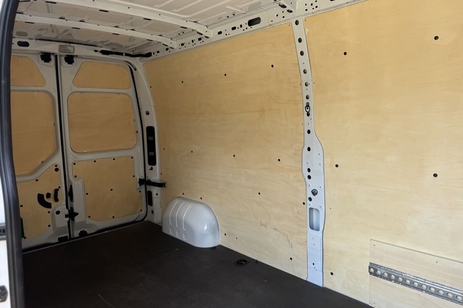 Продам Renault Master груз. L3H2 COMIS 2022 года в г. Умань, Черкасская область
