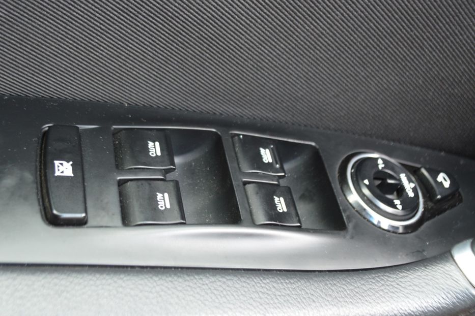 Продам Hyundai i40 2015 года в Одессе