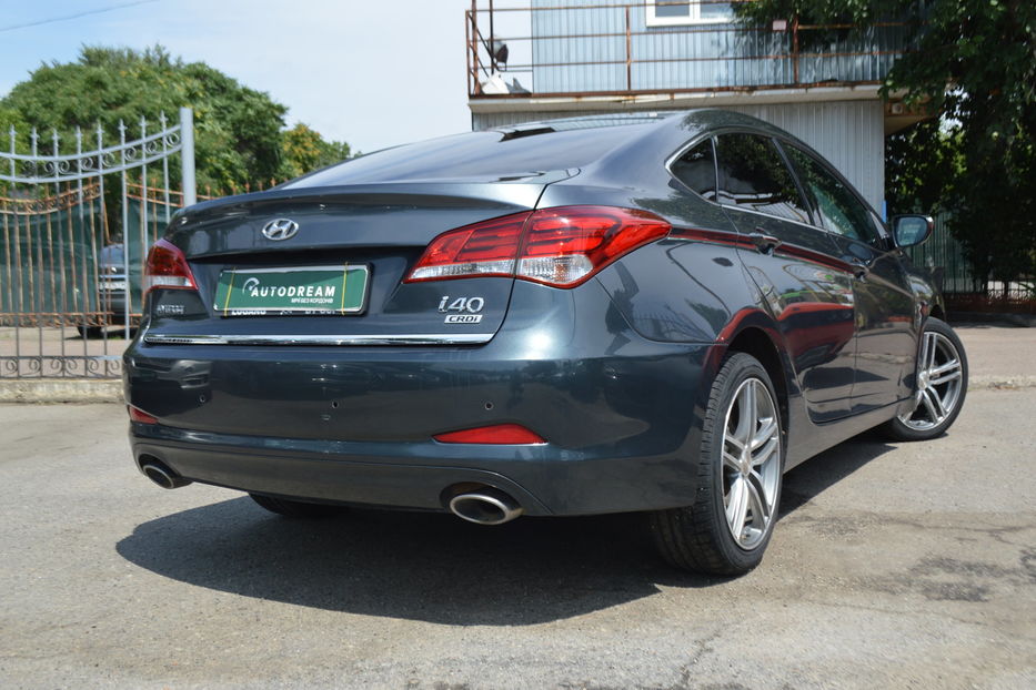 Продам Hyundai i40 2015 года в Одессе