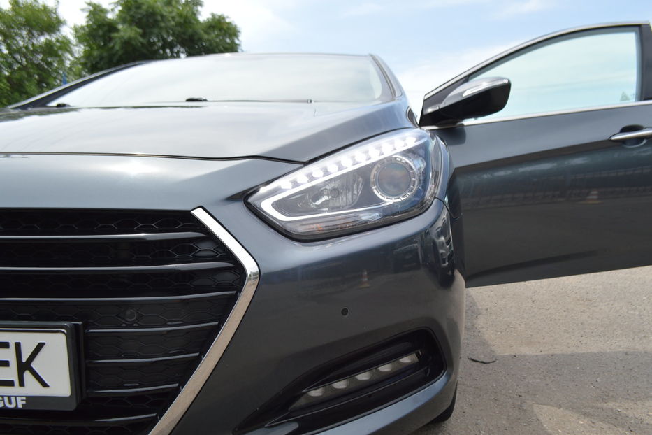 Продам Hyundai i40 2015 года в Одессе
