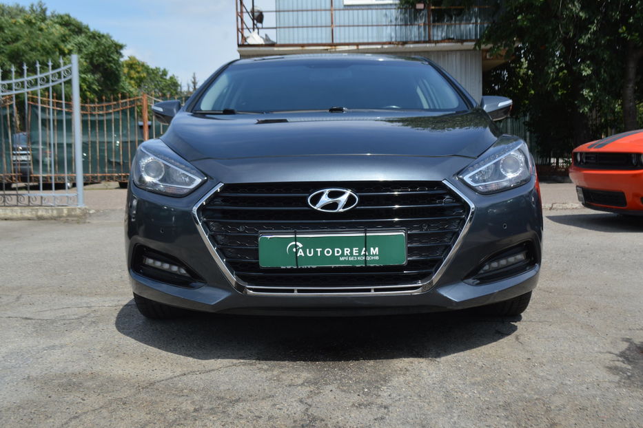 Продам Hyundai i40 2015 года в Одессе