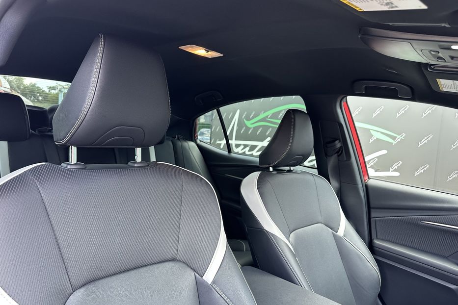 Продам Toyota Camry Se Hybrid 2024 года в Киеве