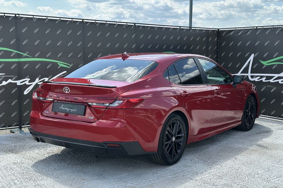 Продам Toyota Camry Se Hybrid 2024 года в Киеве