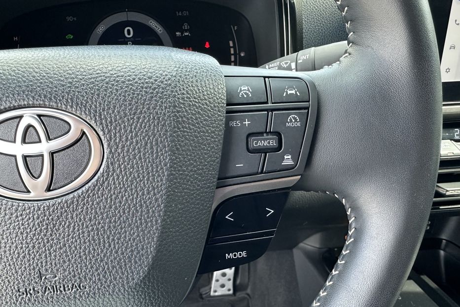Продам Toyota Camry Se Hybrid 2024 года в Киеве