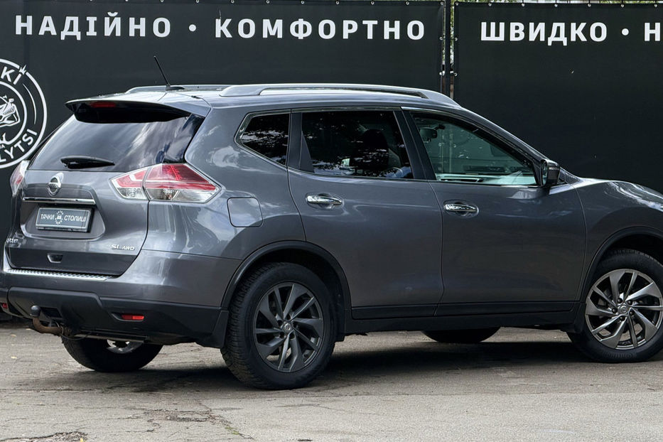 Продам Nissan Rogue  2.5 CVT (170 к.с.) 4WD  •  SL 2015 года в Киеве