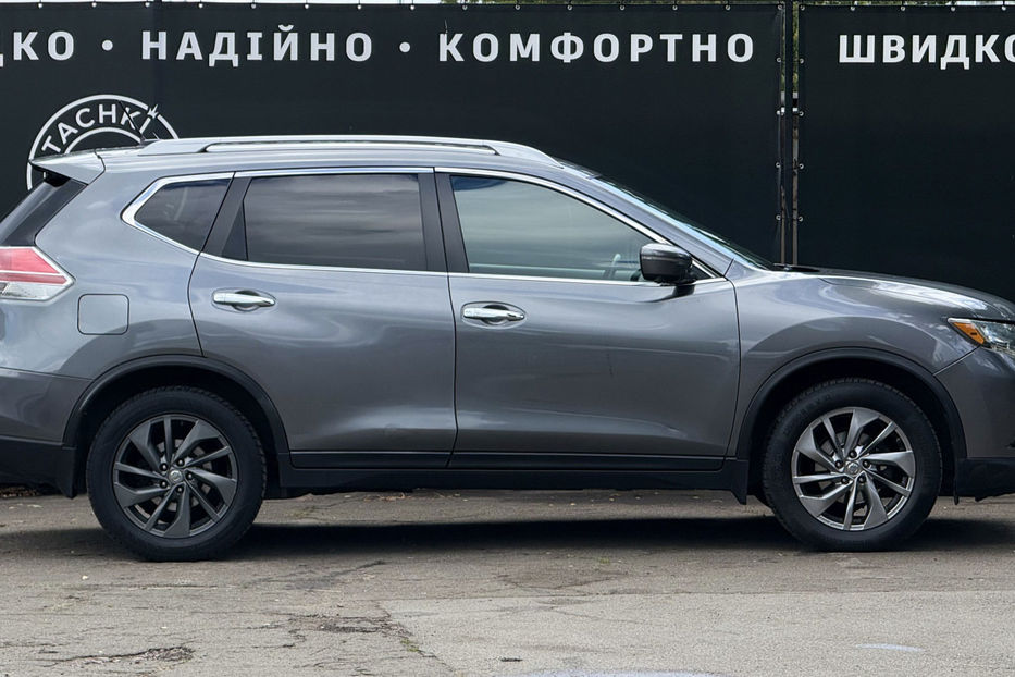 Продам Nissan Rogue  2.5 CVT (170 к.с.) 4WD  •  SL 2015 года в Киеве