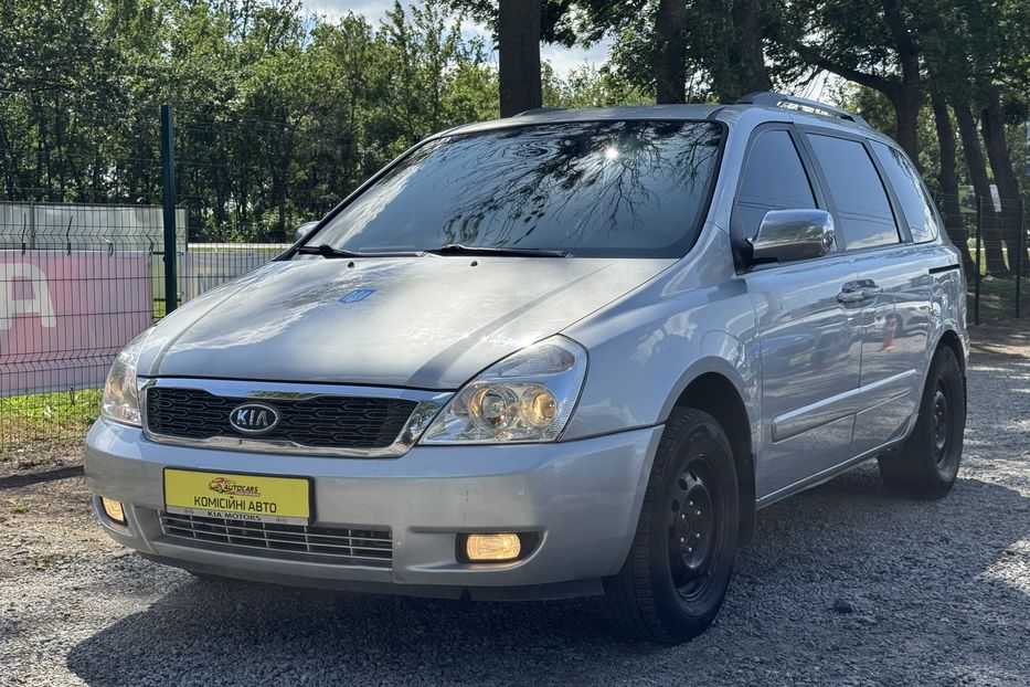 Продам Kia Carnival COMIS  2011 года в г. Умань, Черкасская область