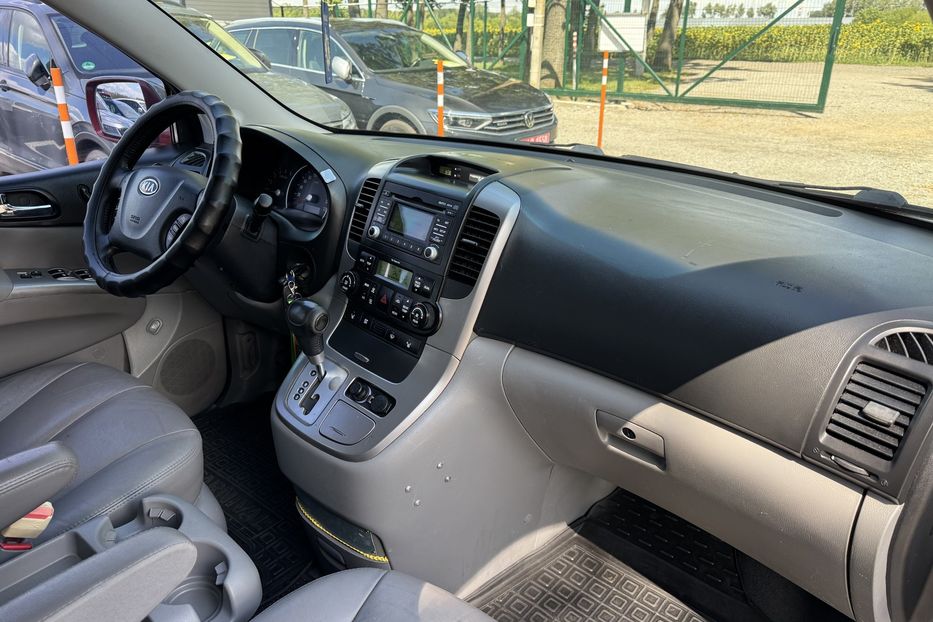 Продам Kia Carnival COMIS  2011 года в г. Умань, Черкасская область