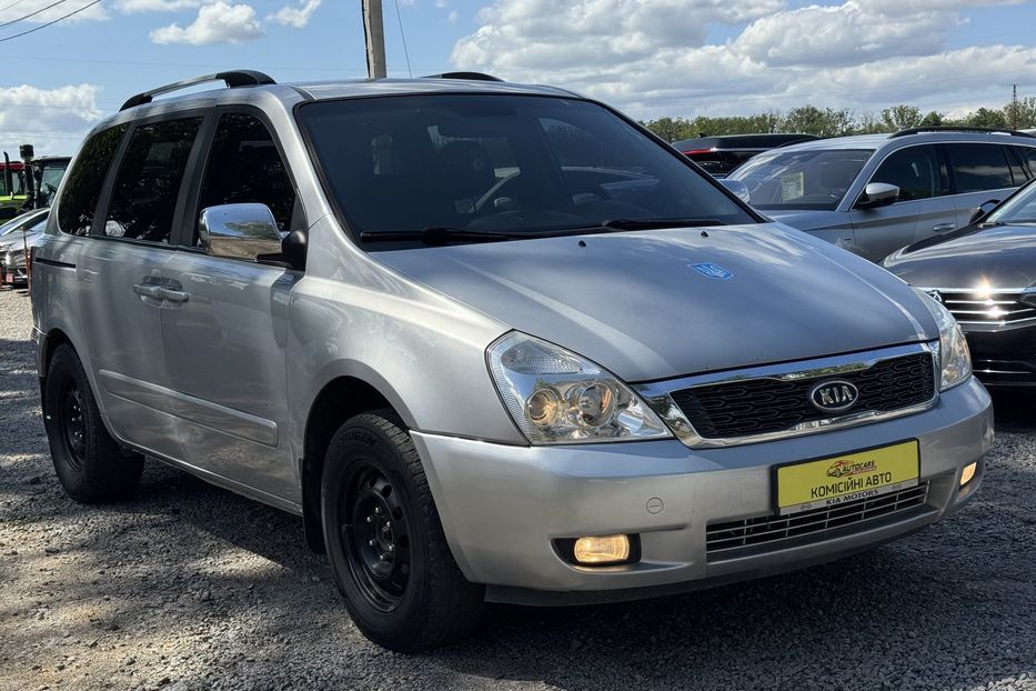 Продам Kia Carnival COMIS  2011 года в г. Умань, Черкасская область