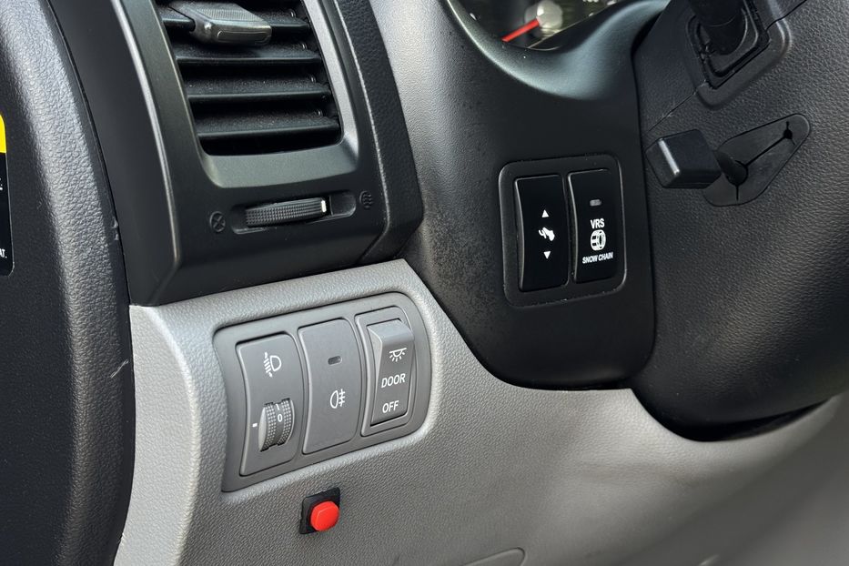 Продам Kia Carnival COMIS  2011 года в г. Умань, Черкасская область