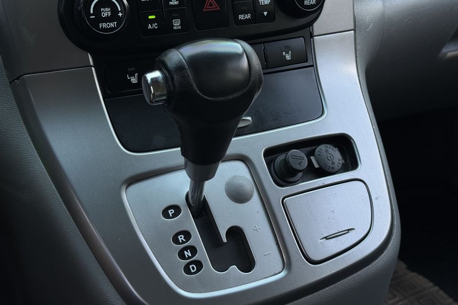 Продам Kia Carnival COMIS  2011 года в г. Умань, Черкасская область