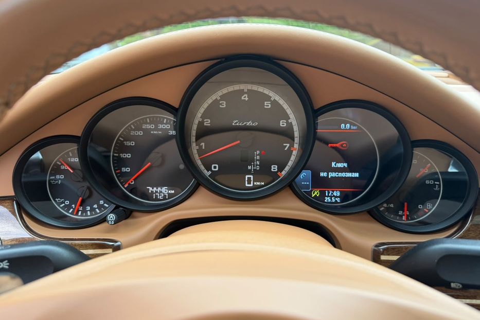 Продам Porsche Panamera 2010 года в Киеве