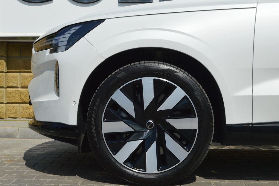 Продам Volvo XC90 Электро EX90  2025 года в Одессе