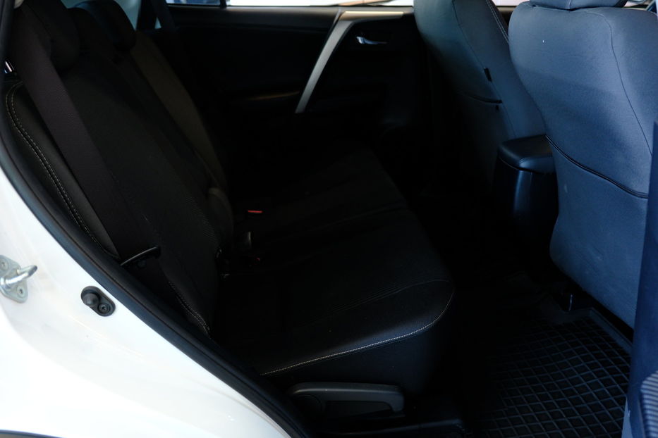 Продам Toyota Rav 4 2014 года в Одессе