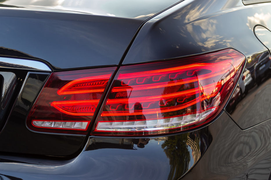 Продам Mercedes-Benz E-Class 200 Coupe 2014 года в Киеве