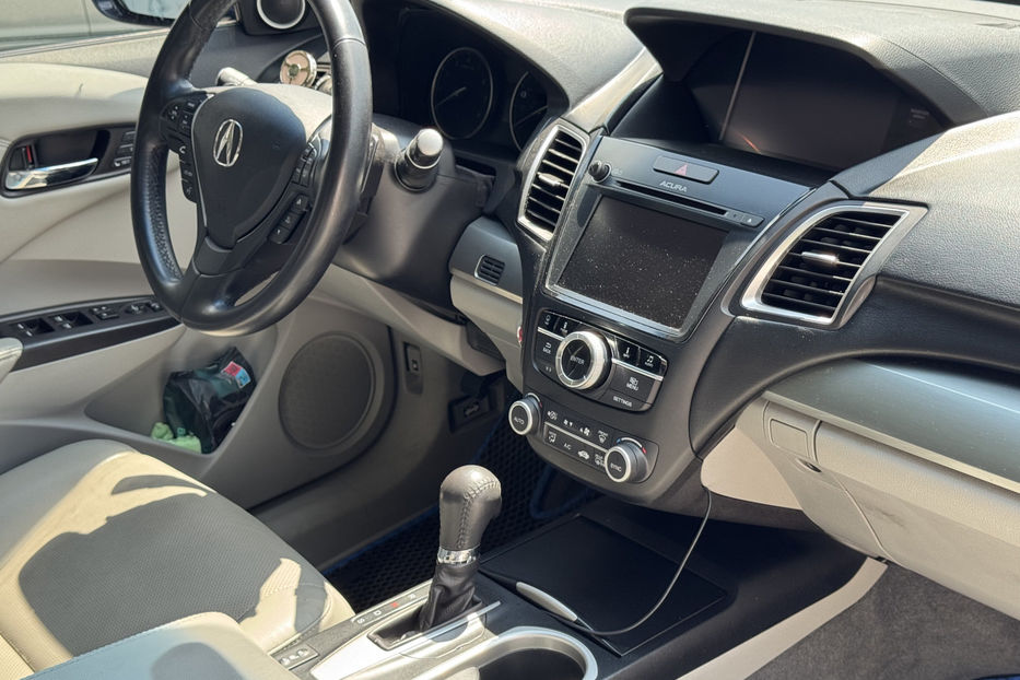 Продам Acura RDX 3.5 АТ (279 к.с.) AWD  2017 года в Киеве