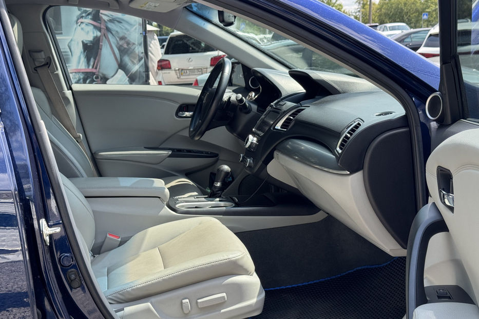 Продам Acura RDX 3.5 АТ (279 к.с.) AWD  2017 года в Киеве