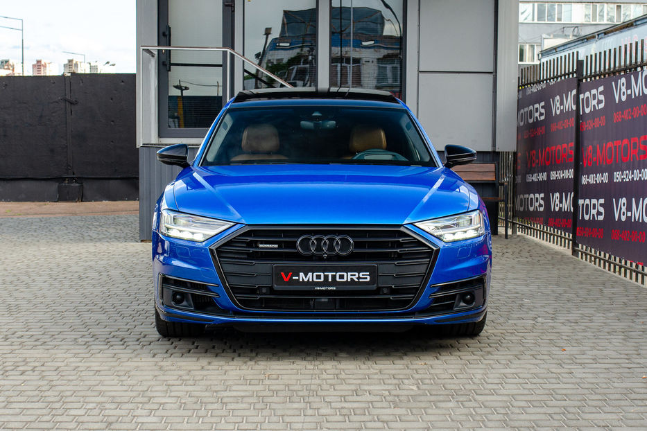 Продам Audi A8 Long 4.0T QUATTRO 2019 года в Киеве
