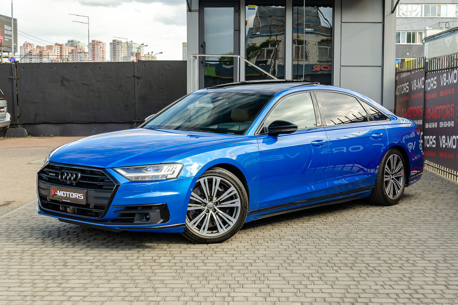 Продам Audi A8 Long 4.0T QUATTRO 2019 года в Киеве