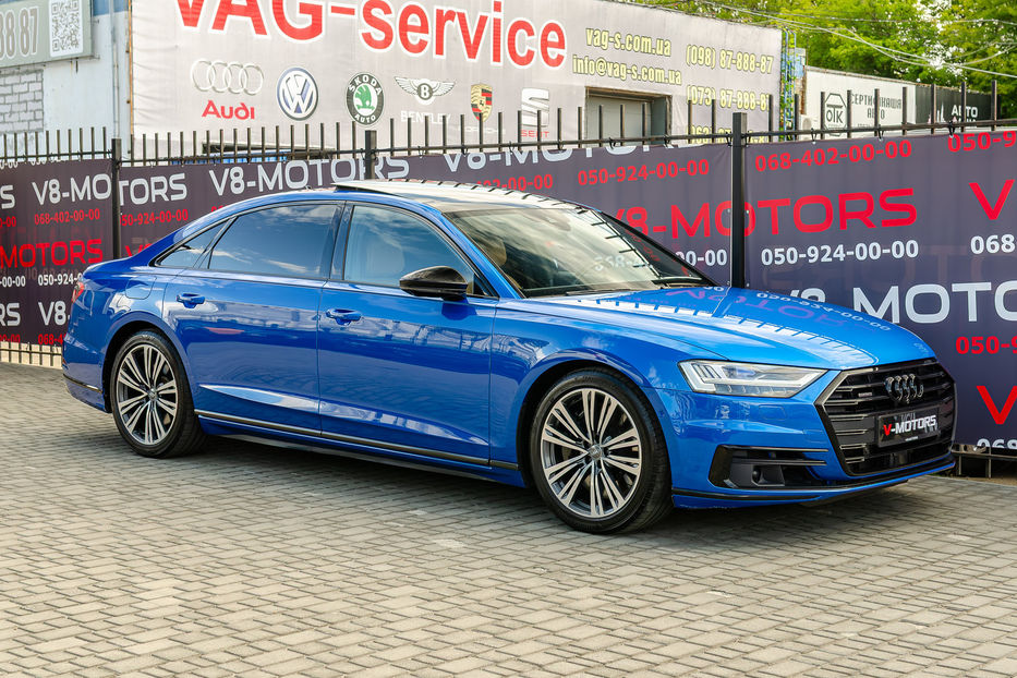 Продам Audi A8 Long 4.0T QUATTRO 2019 года в Киеве