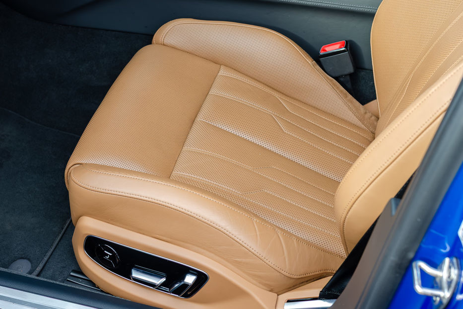 Продам Audi A8 Long 4.0T QUATTRO 2019 года в Киеве