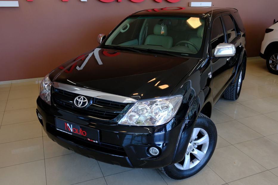 Продам Toyota Fortuner 2007 года в Одессе